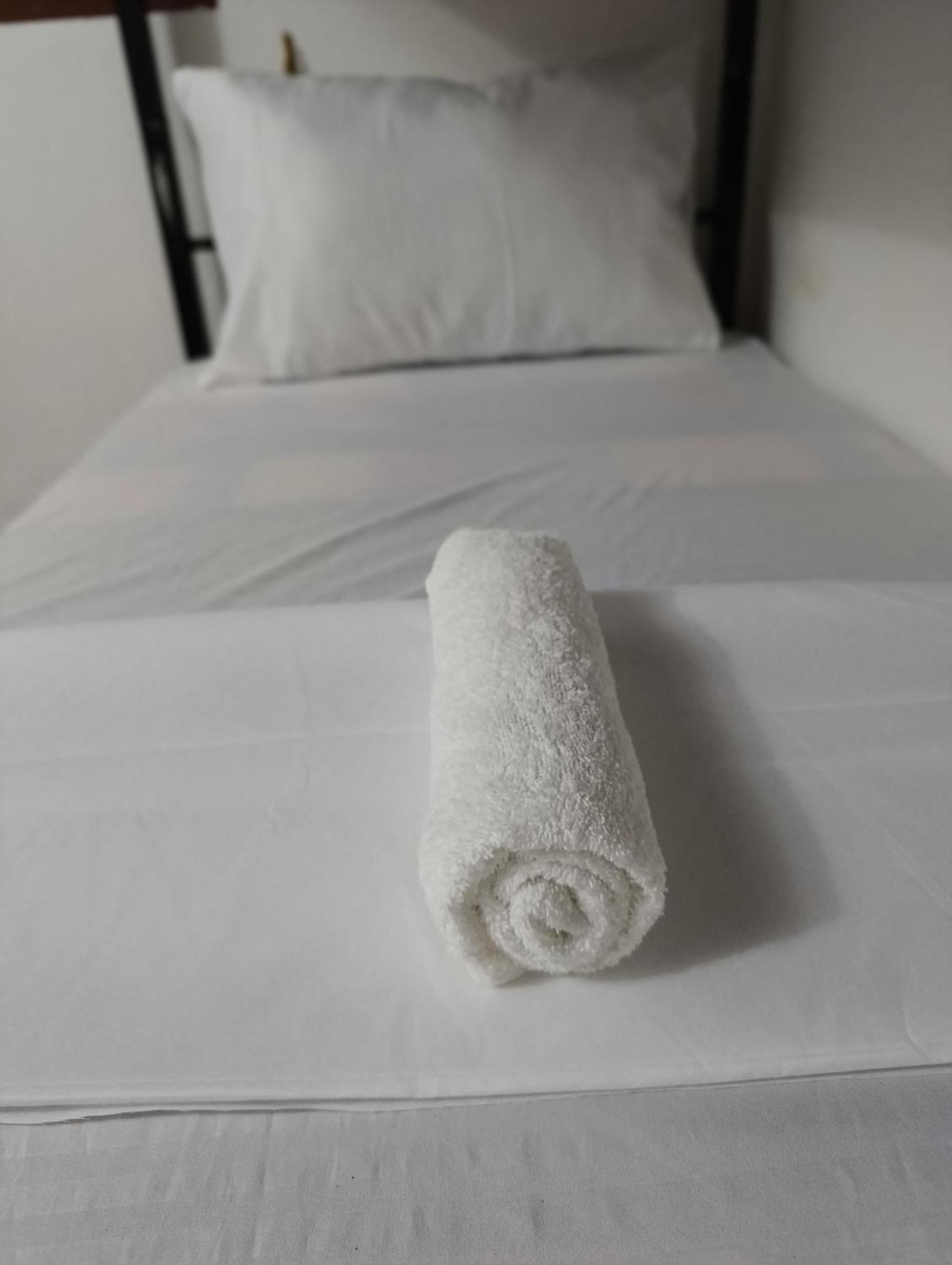 נגומבו S And P Airport Transit Hostel And Villa 01 מראה חיצוני תמונה
